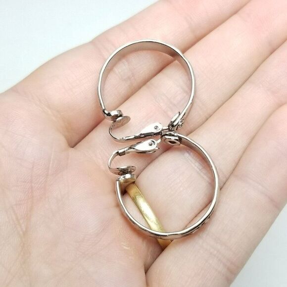 Vintage Clip On Hoop Earrings, Silver Tone, Minimal 1 Inch Size, Simple Estate - Picture 2 of 5